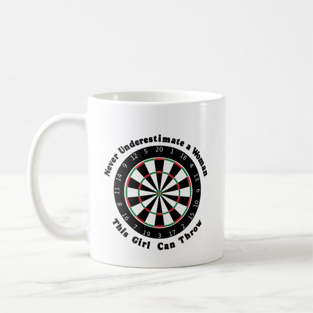 Mug Coupe du café : ne sous-estimez jamais une femme (Gauche)