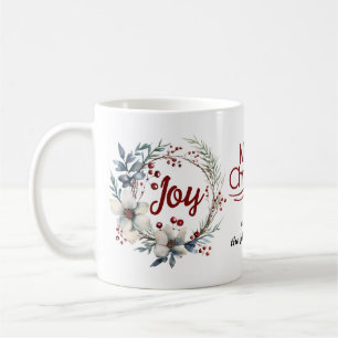 Mug Couronne de Noël, fleurs blanches, baies rouges Jo