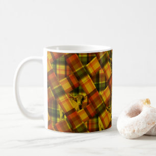 Mug Crisscross Highland Cow Sur Tartan,