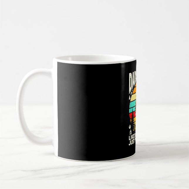 Mug Dadsquatch comme un papa normal mais plus squatchy (Gauche)