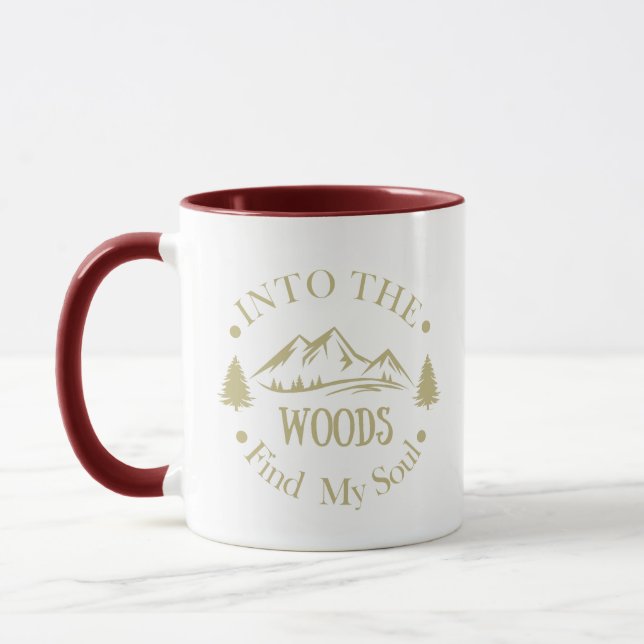 Mug Dans les bois drôle de randonnée dire (Gauche)