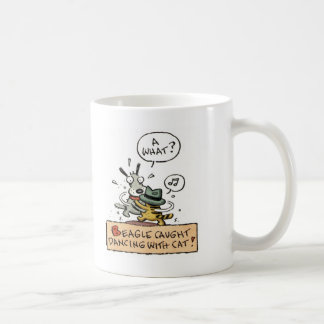 Mug Danse attrapée par beagle avec un chat