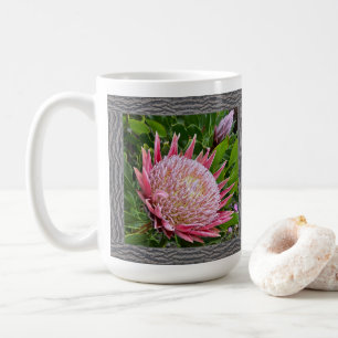 Mug de café inspirant avec thé rose
