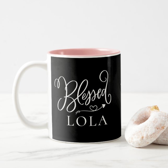 Mug de café Lola bienheureuse moderne (Avec donut)