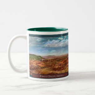 Mug de café peint dans le désert