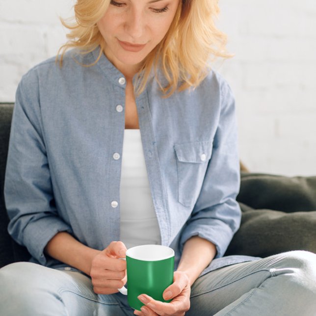 Mug de café vert traditionnel (Créateur téléchargé)