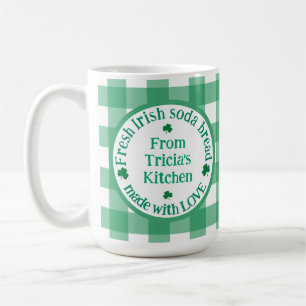 Mug De la cuisine de NOM avec amour Vérification verte