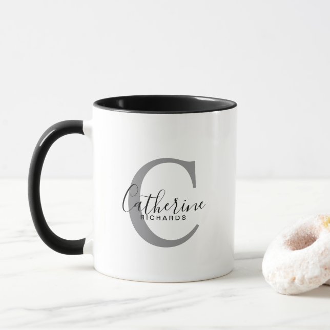 Mug de monogramme gris personnalisé moderne (Avec donut)