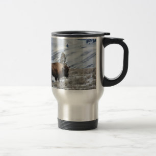 Mug De Voyage Bison dans les montagnes d'hiver de Yellowstone