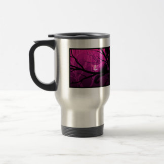 Mug De Voyage Chat de Cheshire parmi des arbres