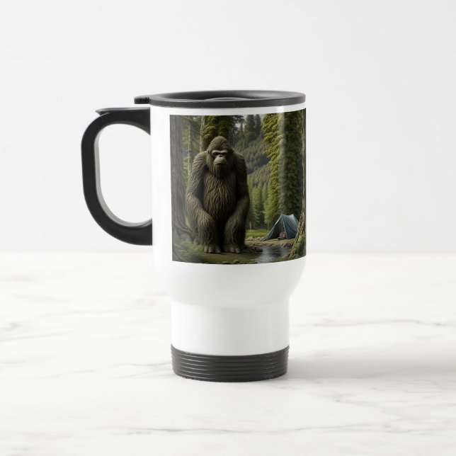 Mug De Voyage Immense Bigfoot assis dans les Bois (Gauche)