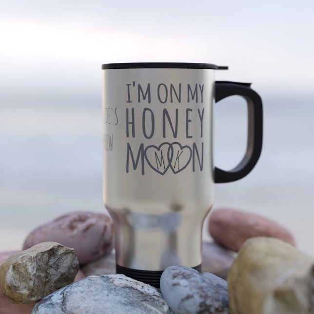 Mug De Voyage Sur ma lune de miel Coeurs enjumelés Monogramme Ma (Perfect travel mug for your honeymoon road trip. Just add your initials)
