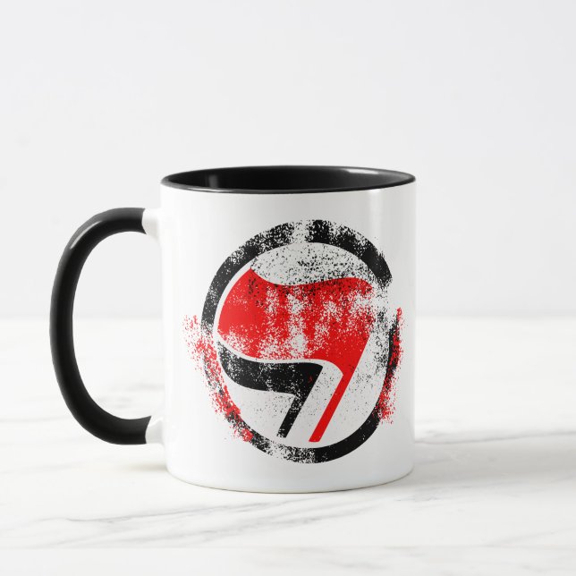 Mug Déchiré drapeau d'action anti-fasciste (Gauche)