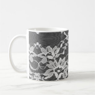 Mug Dentelle florale blanche : arrière - plan noire.