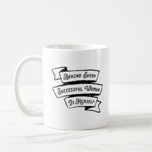 Mug Derrière Chaque Femme Réussie Se Trouve Elle-Même