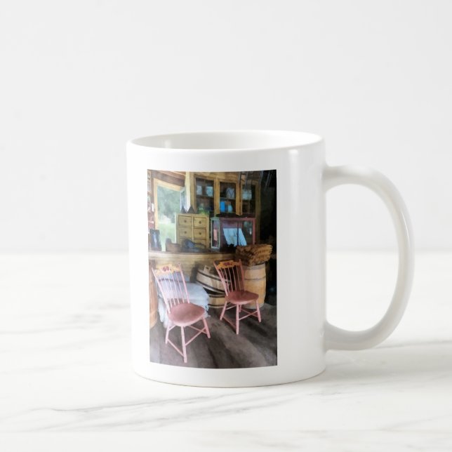 Mug Deux chaises roses au magasin général (Droite)