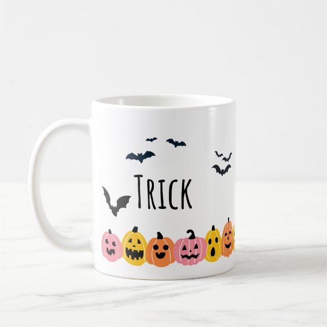 Mug d'Halloween 'Trick or Treat' - 11oz (Gauche)