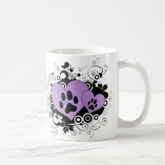 Mug Doubles coeurs de Valentine de patte - pourpre