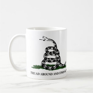 Mug Drapeau de Gadsden tournez autour et découvrez