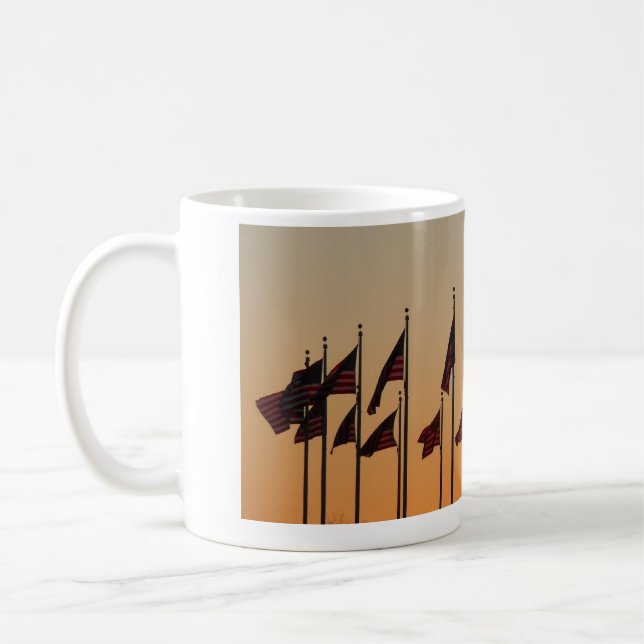 Mug Drapeaux au coucher du soleil American Patriotic U (Gauche)