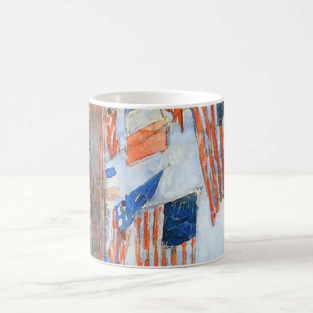 Mug Drapeaux Cinquième Avenue par Childe Hassam, Art V (Centre)