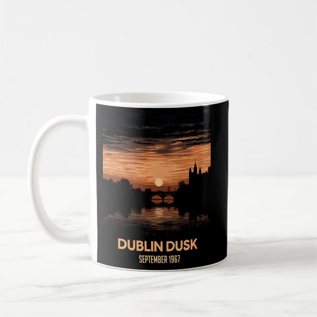Mug Dublin Dusk : Des scènes de crépuscule captivantes (Gauche)