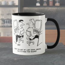 E-mails de l'opérateur informatique demandant du s