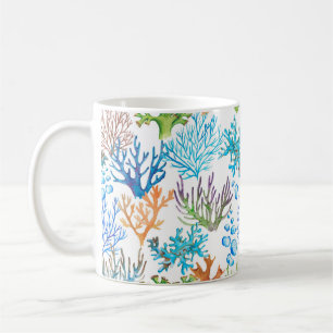 Mug Eau dessinée à la main motif marin avec coraux. Un