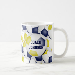 Mug école de football d'or bleu couleurs entraîneur ca