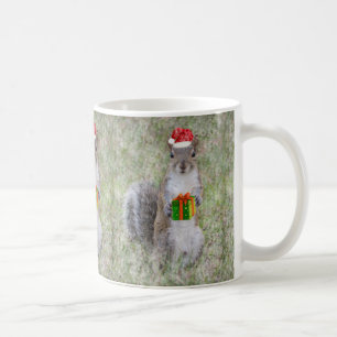 Mug Écureuil mignon de Noël avec le cadeau