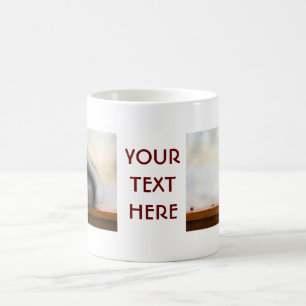 Mug Écureuil sur un banc et quelques noix