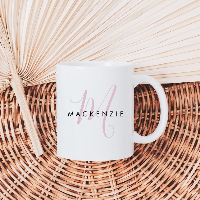 Mug Élégant Moderne Blush Pink Script Monogramme (Créateur téléchargé)