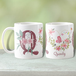 Mug Elégante aquarelle papillon floral Monogramme Q
