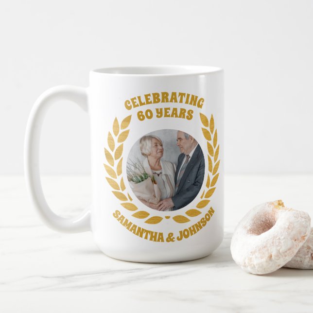 Mug Élégante couronne d'or photo 60e anniversaire de M (Avec donut)