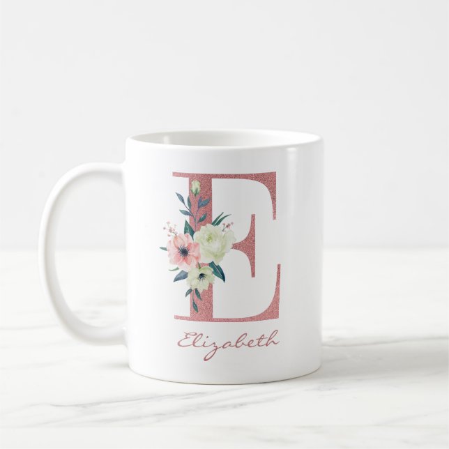 Mug Élégante lettre florale E Bouquet rose et ivoire (Gauche)