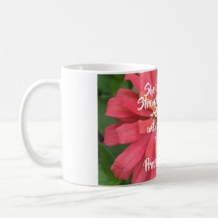 Mug Elle Est Vêtue De Dignité Et De Force