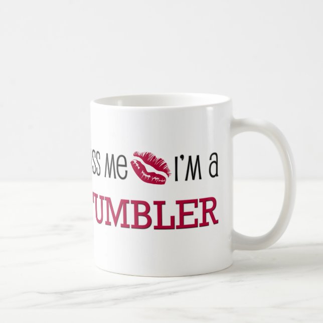 Mug Embrassez-moi que je suis un CULBUTEUR (Droite)