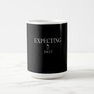 Mug En attente de 2027 Conception d'annonce de bébé