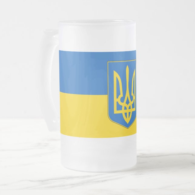 Mug en verre dépoli avec drapeau de l'Ukraine (Devant gauche)
