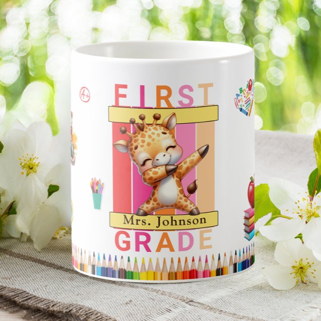 Mug Enseignant de première année Dabbing Giraffe (Créateur téléchargé)