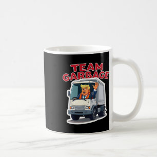 Mug Équipe de déchets Drôle de Trump conduisant un cam