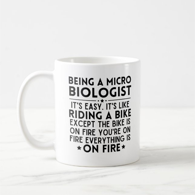 Mug Être Microbiologiste C'est facile (Gauche)