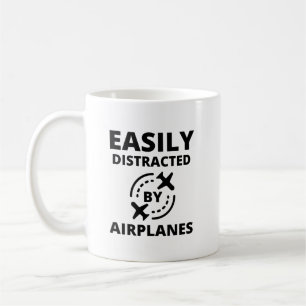 Mug Facilement distrait par les avions amusant pilote