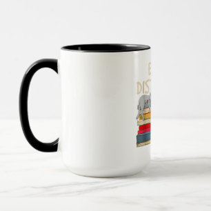 Mug Facilement distrait par les chats et les livres -