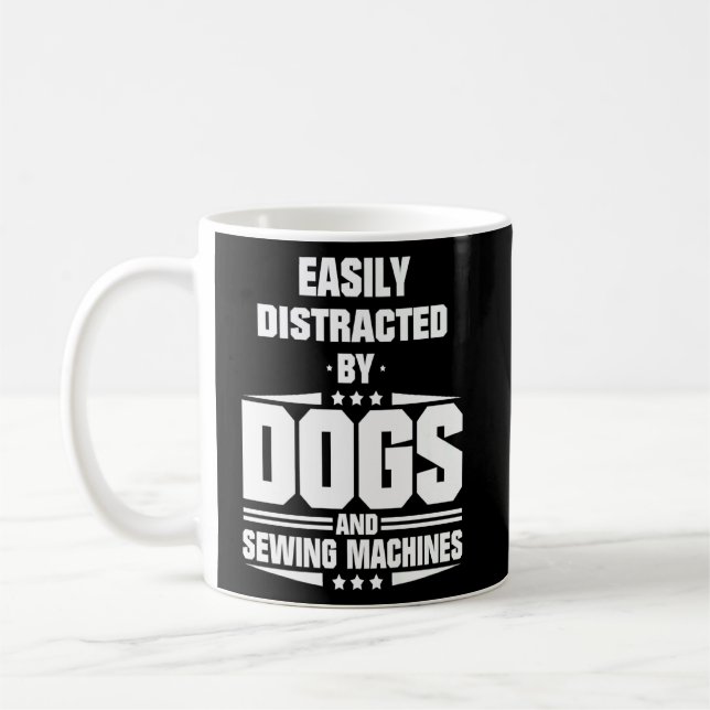 Mug Facilement Distrait Par Les Chiens Et Les Machines (Gauche)