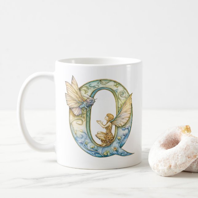 Mug Fée Arc-en-ciel Initiale 'Q' (Avec donut)