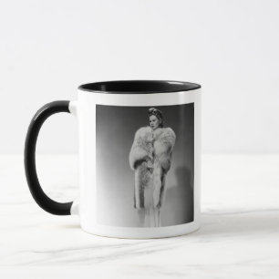 Mug Femme dans la robe de soirée 2