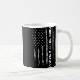 Mug Femme_ Fier Épouse D'Un Vétéran - Drapeau Américai