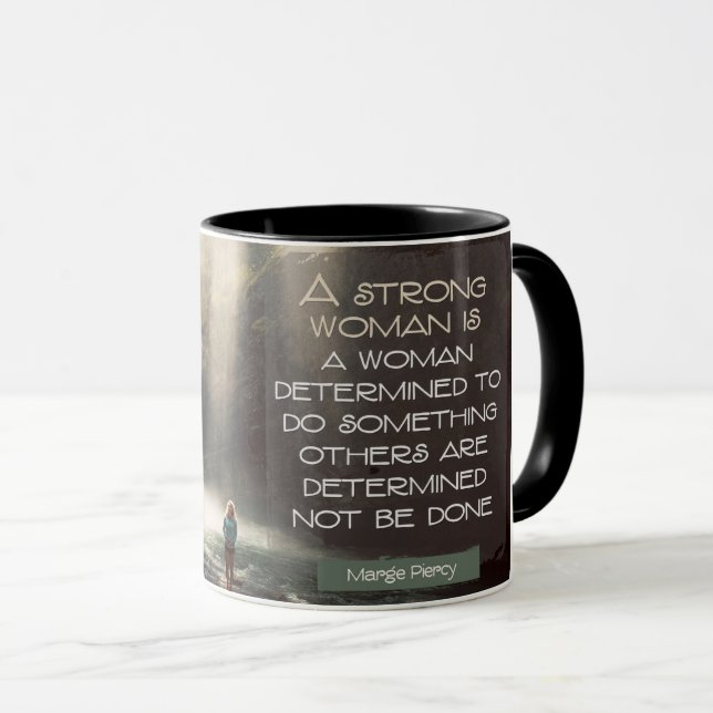 Mug Femme forte par Marge Piercy (Devant droit)