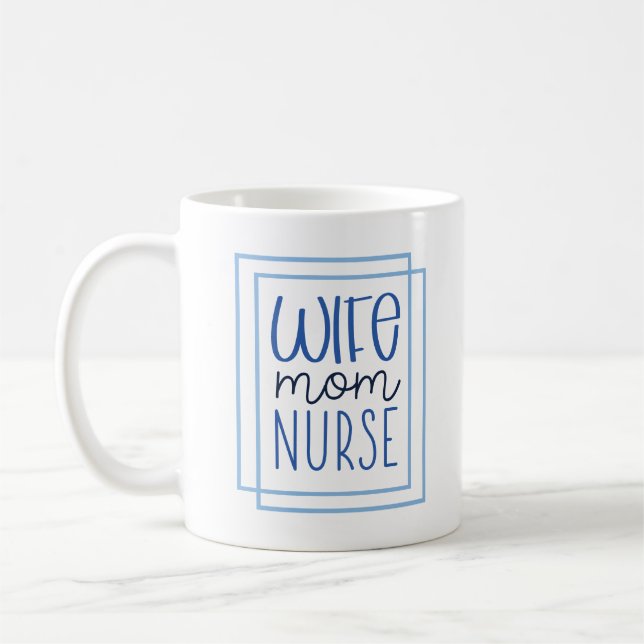 Mug Femme Maman Infirmière Script moderne Soins de san (Gauche)